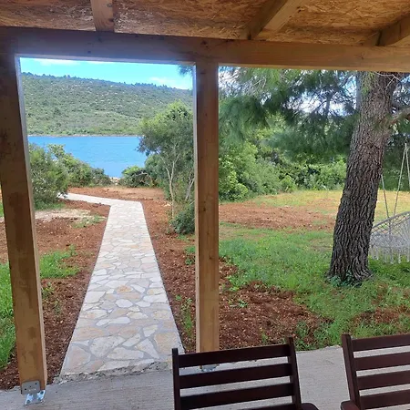 別荘 Robinson House Soline *