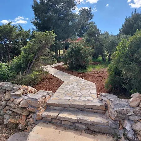 Holiday home Robinson House Soline Tisno