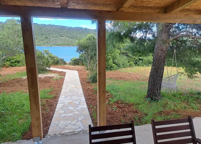 別荘 Robinson House Soline *